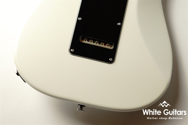 stay - Snow Flake White Pearl Mica